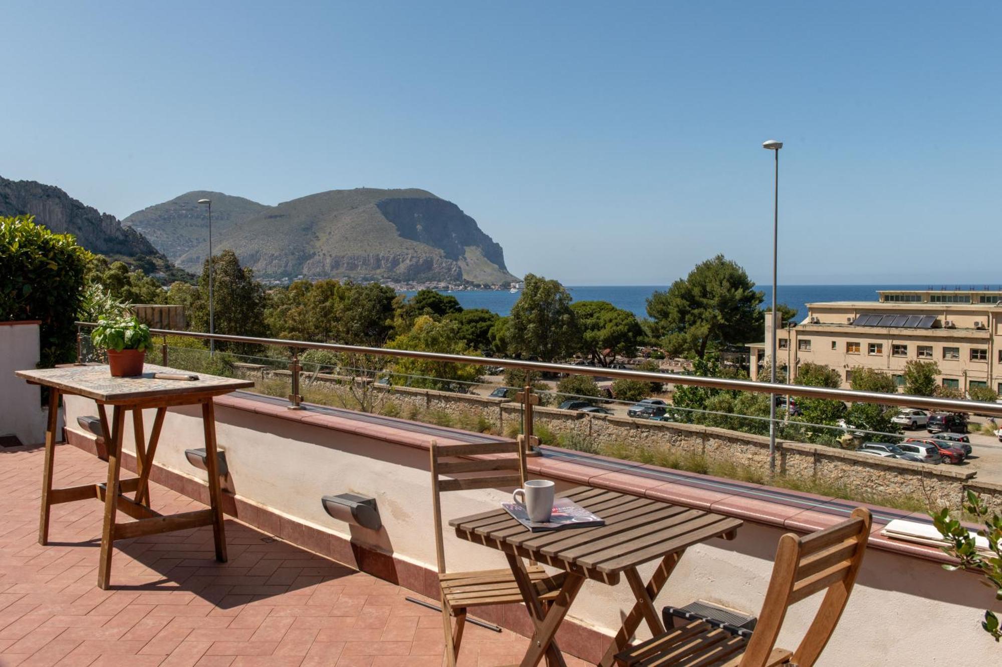 Villa Mondello Vista Mare ภายนอก รูปภาพ